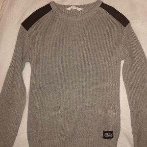 H & M Sweater